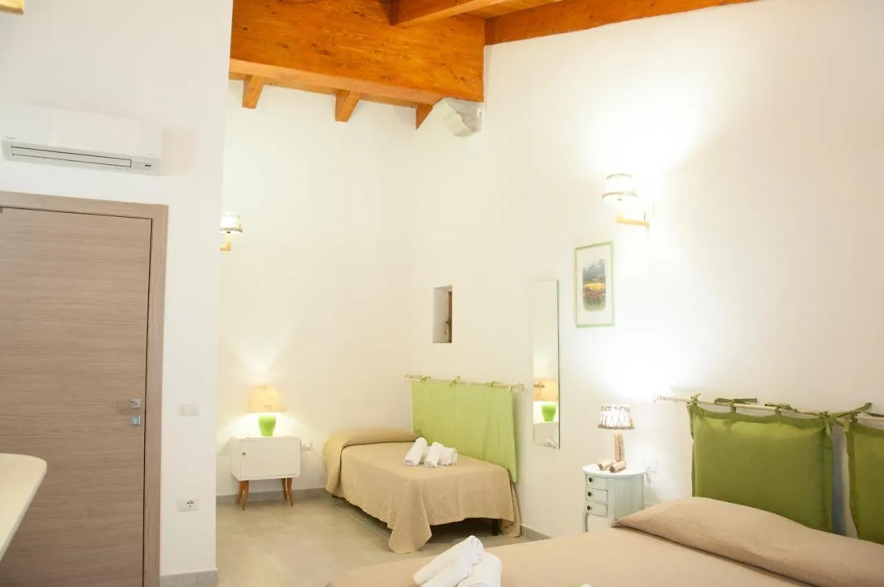 Gasthof Alghero DeTRabis B&B